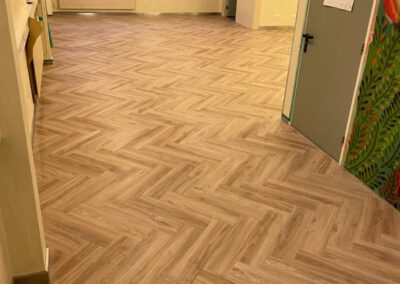 Voor zowel PVC, linoleum, vinyl, tapijt als laminaat